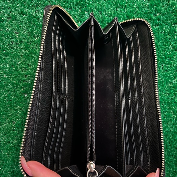 Coach EUC Pink and Black Floral Continental Wallet - Picture 9 of 9